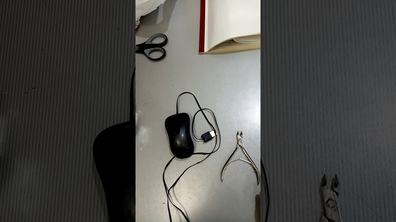 Как сделать из проводной мышки без проводную - YouTube