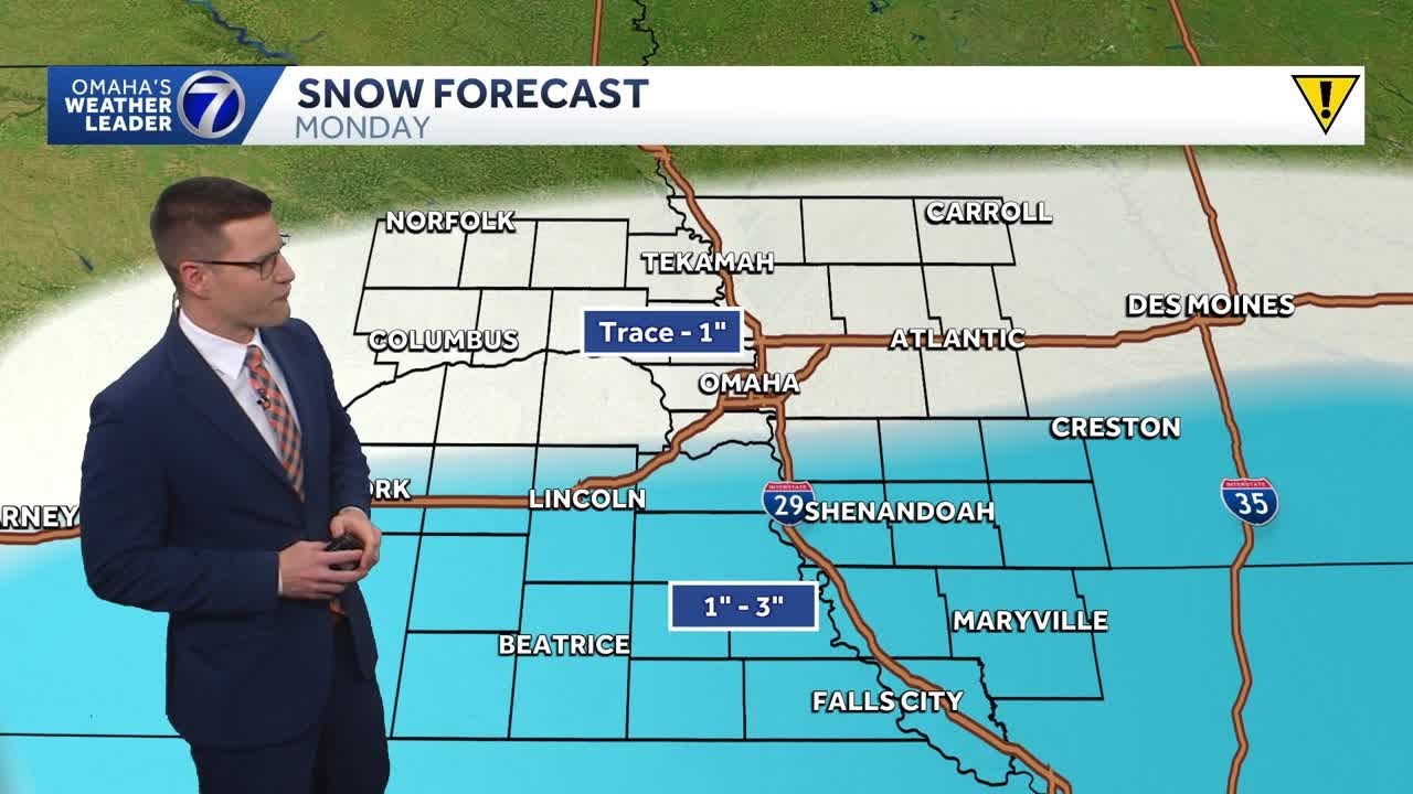 Frigid start Sunday, snow possible Monday in Omaha area - YouTube