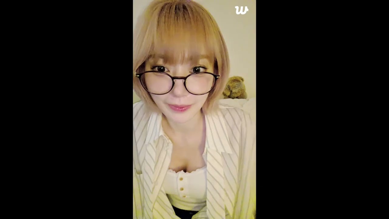 MULTI SUB] LE SSERAFIM SAKURA Weverse LIVE 