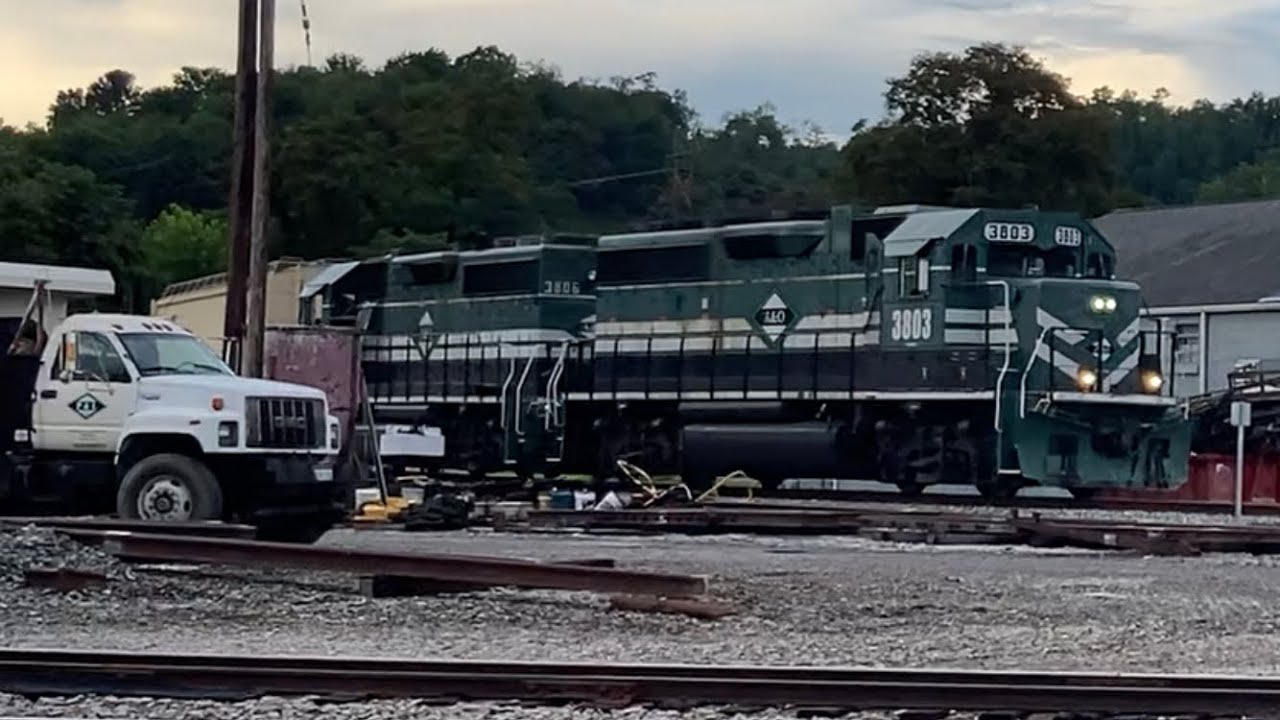 A&O Z830 switching in Buckhannon Yard. YouTube
