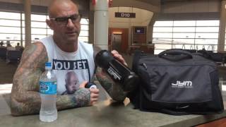 How to take protein powder through airport security