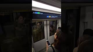 싱가포르 전철(MRT) 4개국어 안내방송