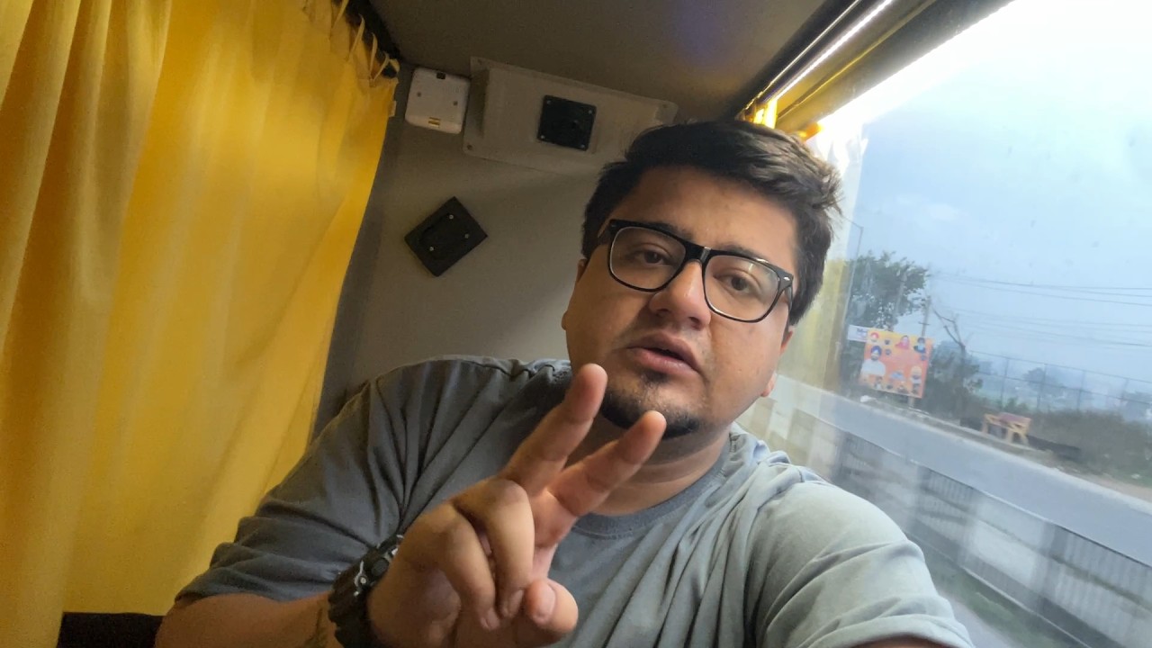 Indo Canadian Delhi to Jammu Bus Mein Yeh Nahi Socha Tha 😳