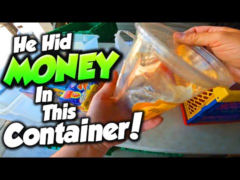 I wasn't expecting THIS... Money found out of nowhere inside this storage unit estate!