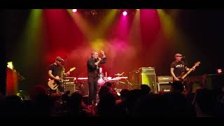 Bishops Green  Stay Away