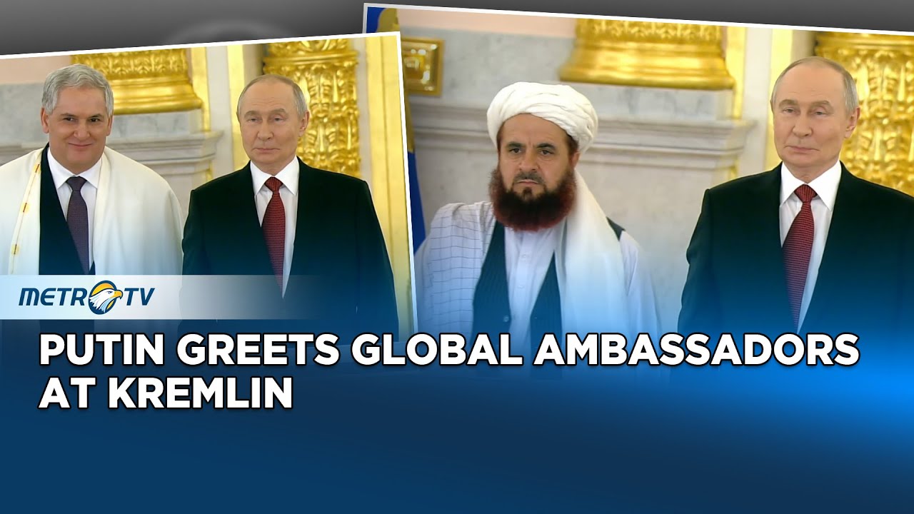 Putin Welcomes Dozens of New Ambassadors at the Kremlin