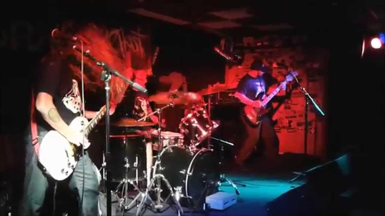 Bleach Eater "Nukekubi" Live @ The Court Tavern, October 5th, 2014