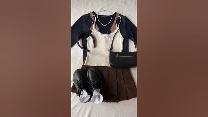 comment your fav 🫶🏻👼🏼✨ #shorts #outfitinspo #fashion #brandymelville #style