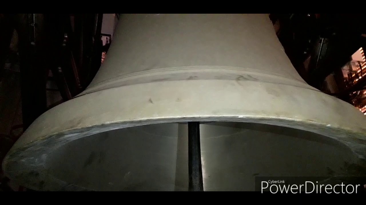 Opoldansko zvonjenje iz zvonika župne crkve Sv Antuna Padovanskog Čakovec-Jug