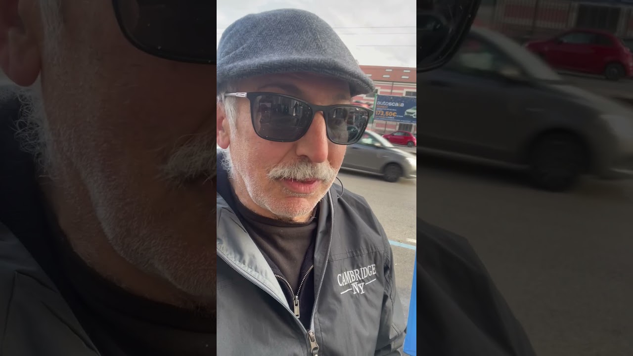 Three graces, Via Nuova Marina, Naples, Italy.