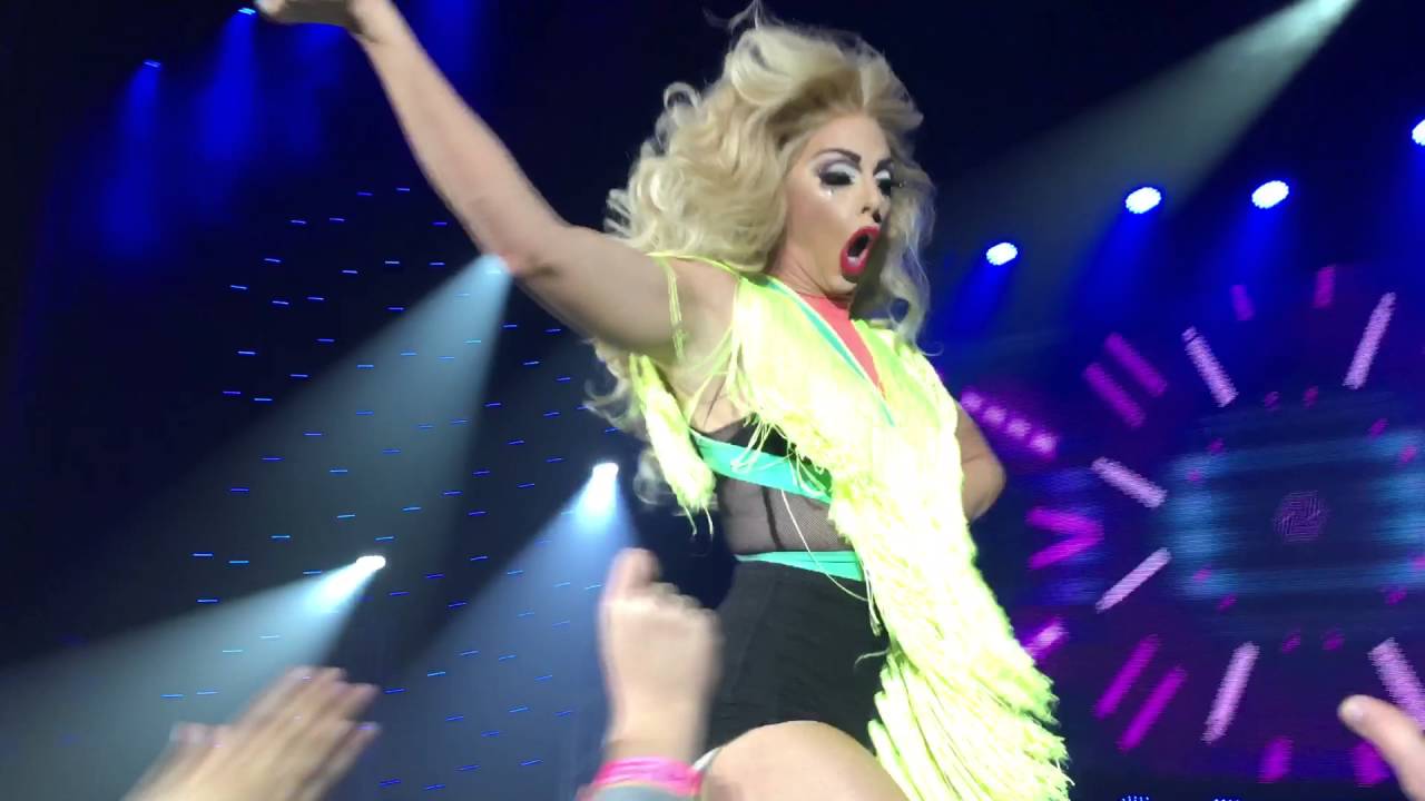 Alyssa edwards and Laganja estranja en club divino Santiago Chile YouTube