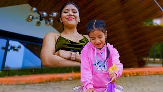 La Novia De Su Ex Marido Le Quito El Cariño De Su Hija