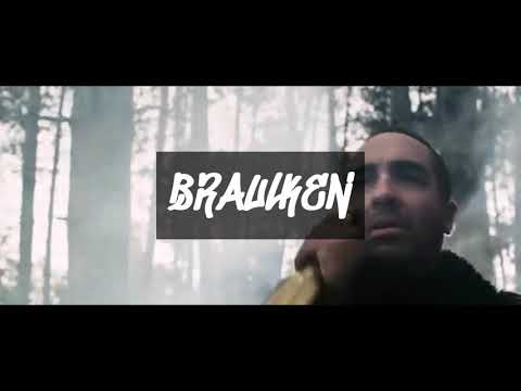 Regarder le vidéoclip de {trackName} par {artistName}