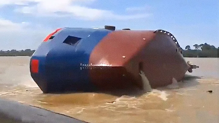 10 Ship Launches That Went Horribly Wrong