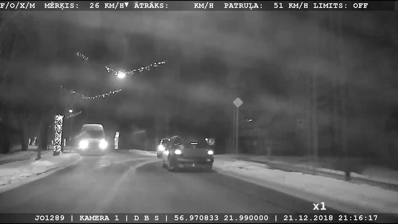 Kuldīgā tiek aizturēts jaunietis, kurš, vadot automašīnu bez tiesībām un reibumā, bēg no policijas