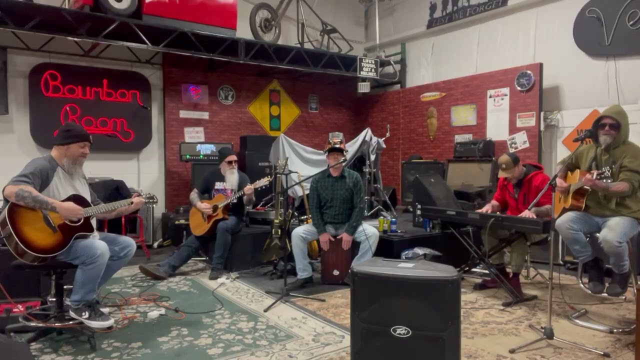 ThE unUsuaLs cover of “breaking the girl” by R.H.C.P  hope you dig 🤟😎🤟. Share,Like,Subscribe 🤞🫵