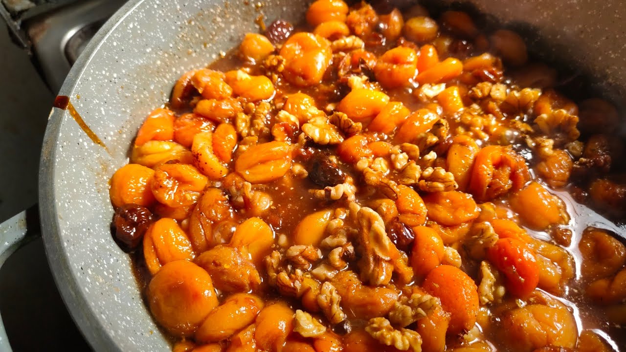 رمضان كريم فطورنا اول يوم رمضان تقبل الله منا ومنكم صالح الاعمال 👍