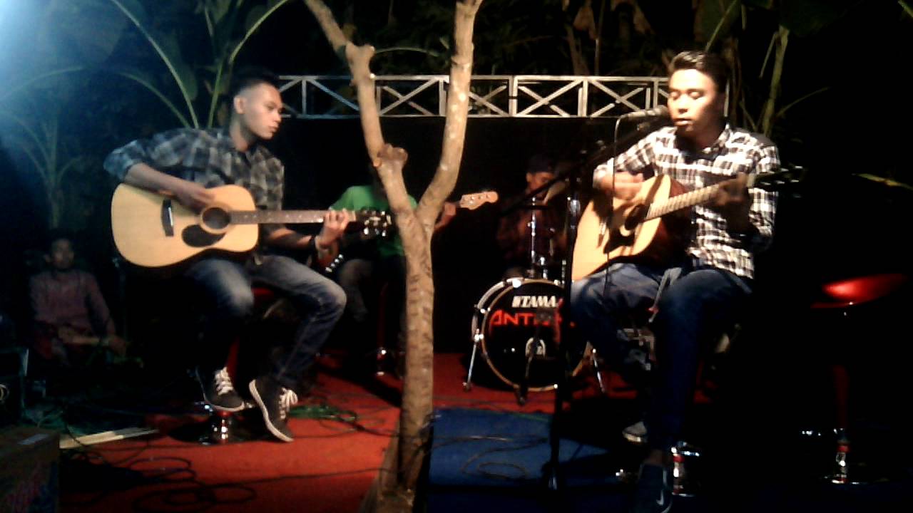 Cover Terendap Laraku Naff Band Youtube