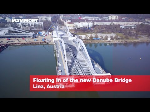 Video: Linz, Österrike - Donau River City