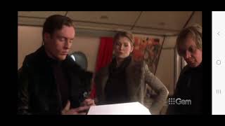 Die Another Day (2002) Graves drowns Jinx using Icarus