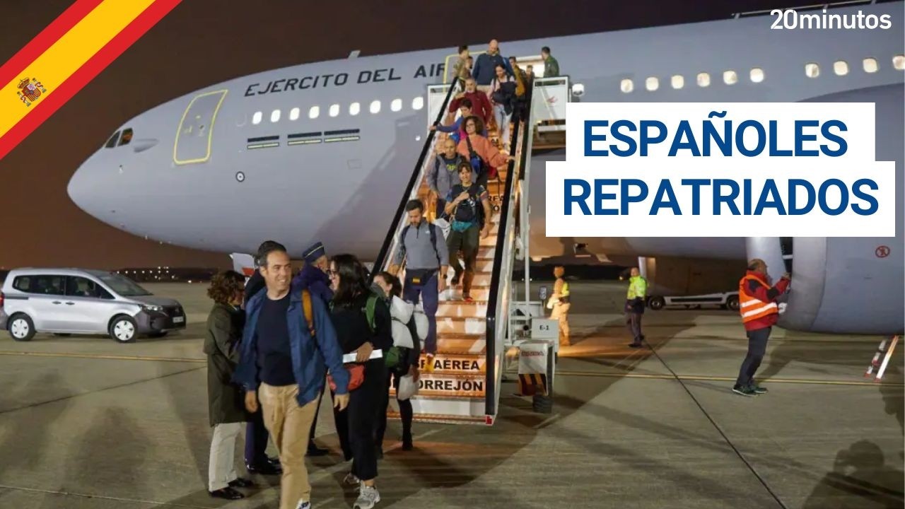 ESPAÑOLES REPATRIADOS de la guerra en Oriente Medio aterrizan en Madrid