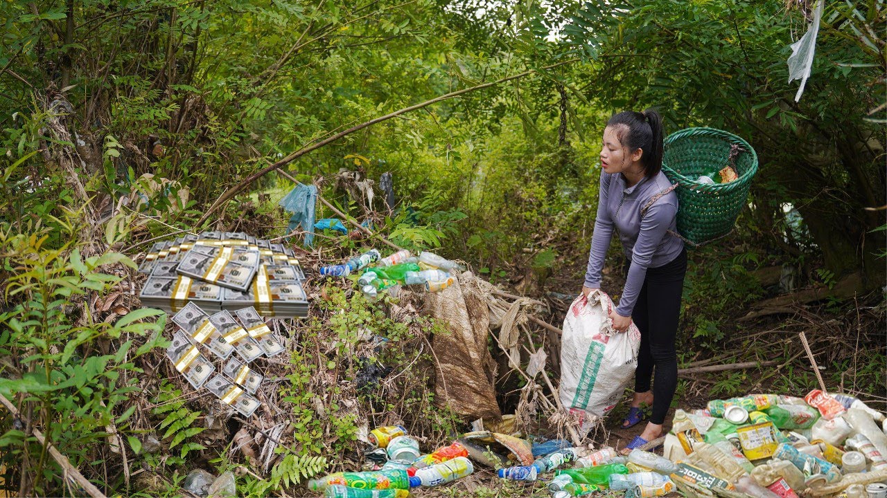 Daily Life Picking up Scrap, Discovered a Huge Amount of Money Stuck in The Landfill - Single Mother