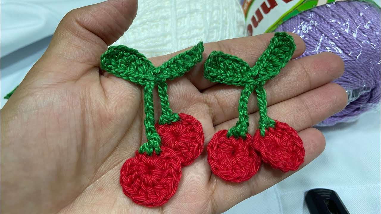 Aplique cereja em crochê para Square/ passo a passo no canal