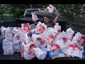 Feeding The Homeless On My Birthday 1 000 Burgers Emotional
