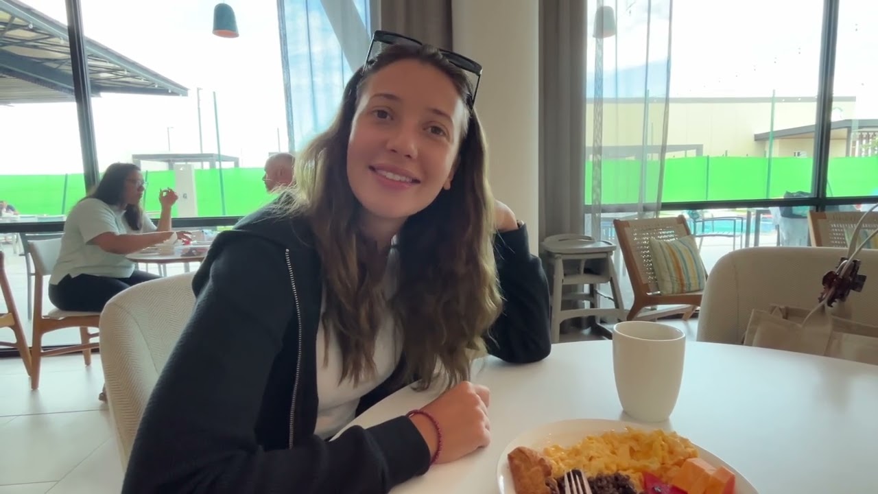 Flying from Costa Rica to Toronto for the best PHO in the city!