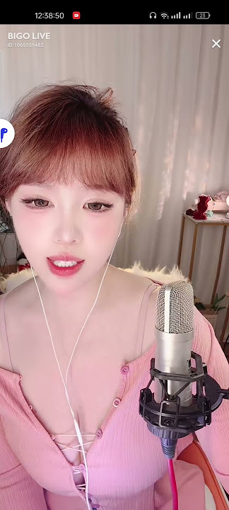 Cute hot chinese singer on bigo live #bigo #chinesedancer #dance #planetasia #nikichow