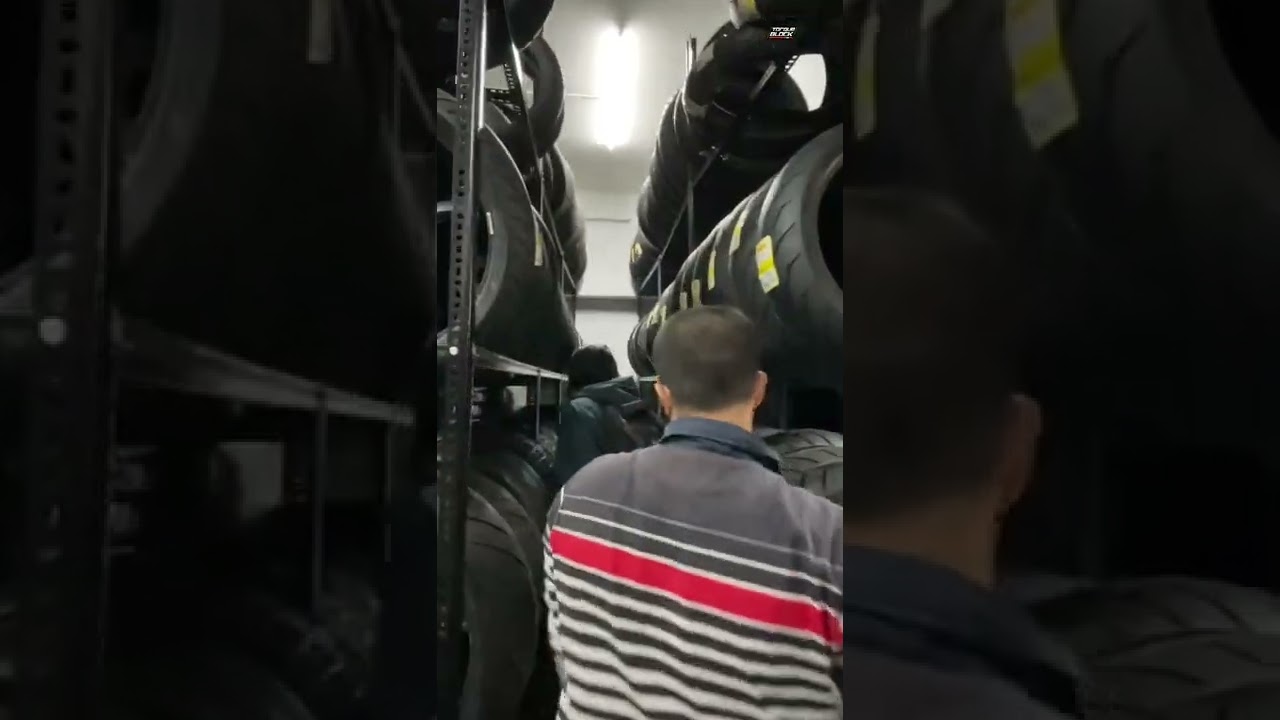 SuperBike Tyre Change From TorqueBlock💥