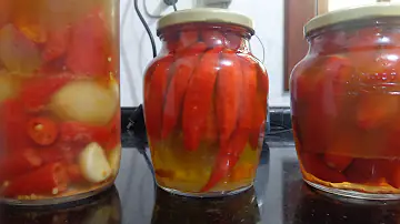 Como fazer uma conserva de pimenta com óleo?