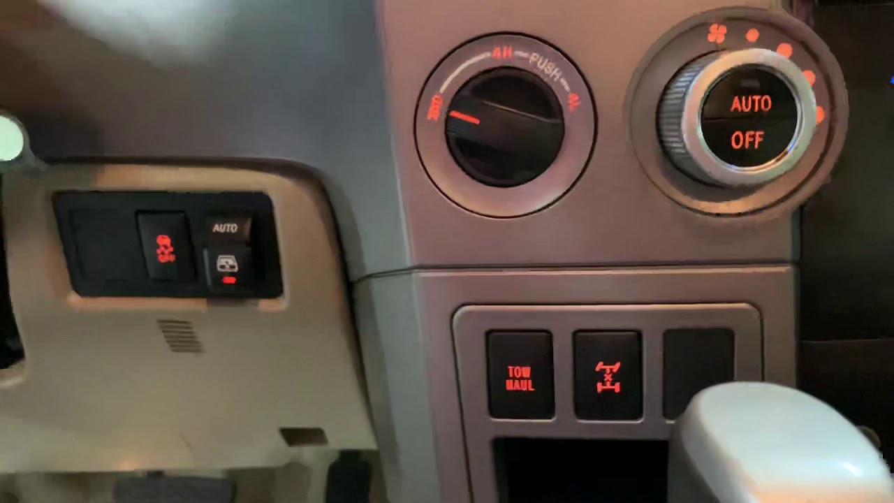 2010 TOYOTA SEQUOIA LIMITED