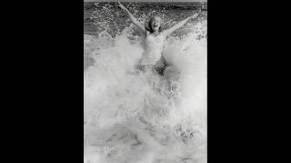B/W photos of Marilyn Monroe on Amagansett Beach, New York July 1957. By Sam Shaw
