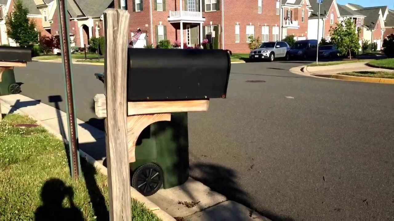 Talking mailbox