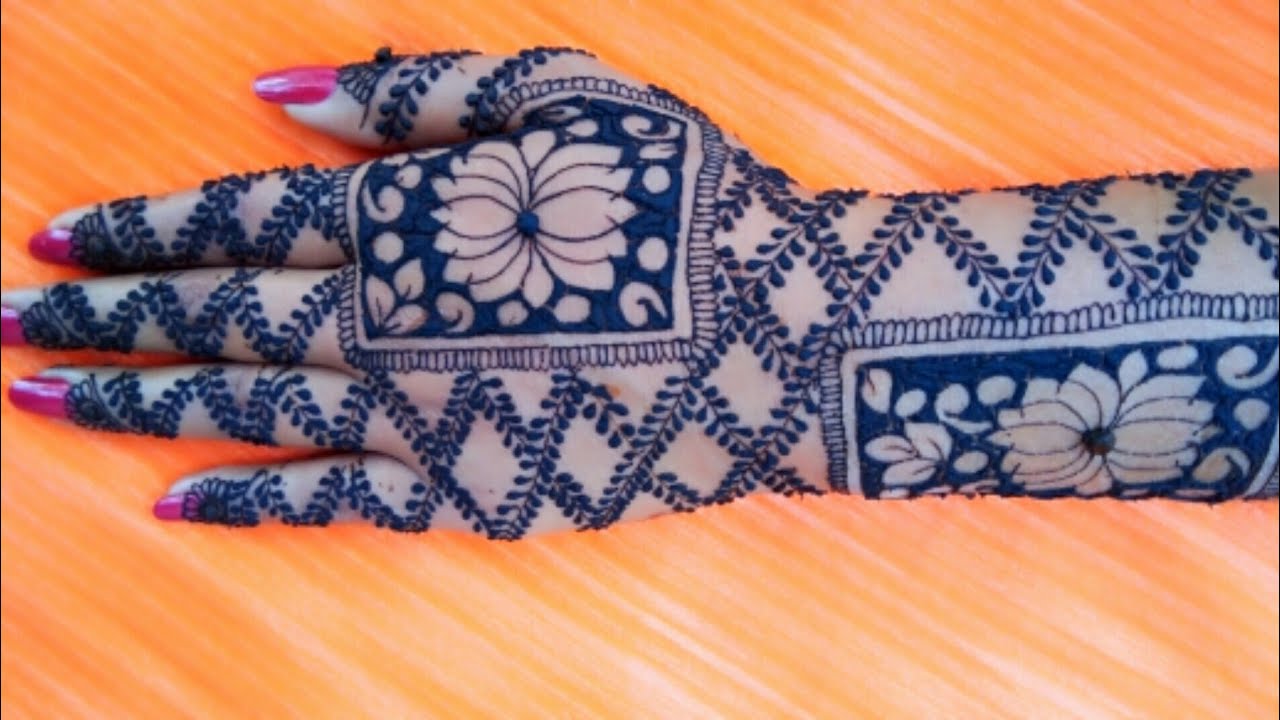 New simple Flower Mehndi Design Simple mehndi design Flower mehndi