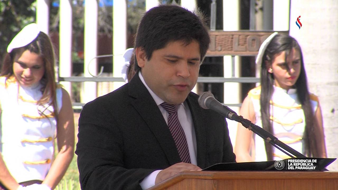 Gobernador asegura que programas sociales del Gobierno permiten reducción de pobreza en Concepción - YouTube