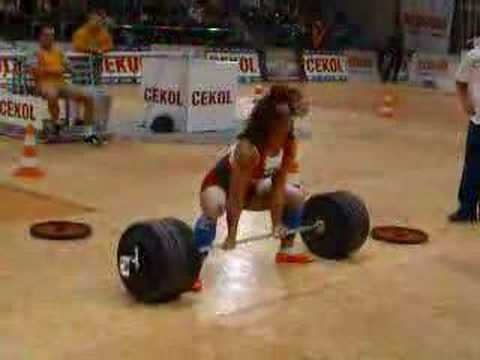 Aneta Florczyk - deadlift 250 kg