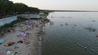 ТАГАНРОГ Жара, купание на пляже Чеховской набережной