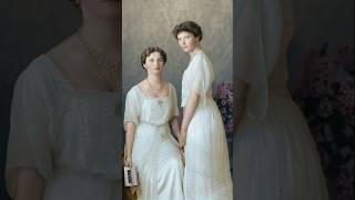 Las Duquesas Olga y Tatiana Romanov. #hermanas #Romanov #sister #belleza #vintage