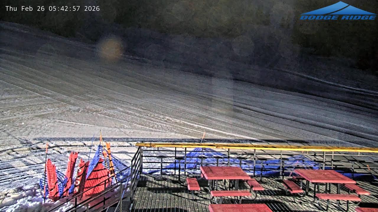 Dodge Ridge Mountain Resort - Waystation Webcam