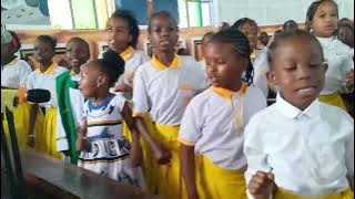 🎥 KWAYA YA WATOTO WAKIIMBA WIMBO WA SHUKRANI -ARUSHA