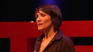 Nos fausses idées sur la monnaie | Ariane TICHIT | TEDxClermont