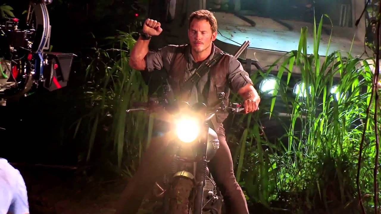 chris pratt bike jurassic world
