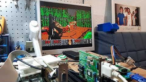 FastDoom dev build. CGA 160x100 + COVOX (single ISA 8-bit card)