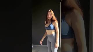 Тася Мини: спортивная фигура и голые провокации без цензуры