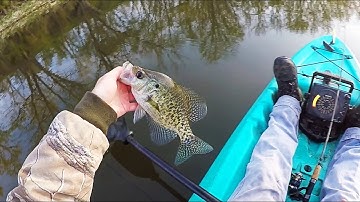 How To FIND And CATCH PRESPAWN CRAPPIE Early Spring Crappie Fishing