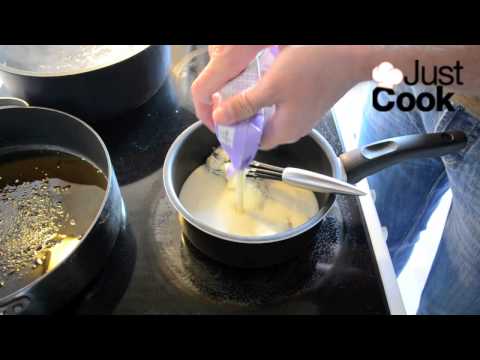 Video: Kyllingesuppe Med Pasta Og Parmesan