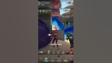 when I aim with the sheriff #valorant #streamertwitch #streamer #gaming #fyp