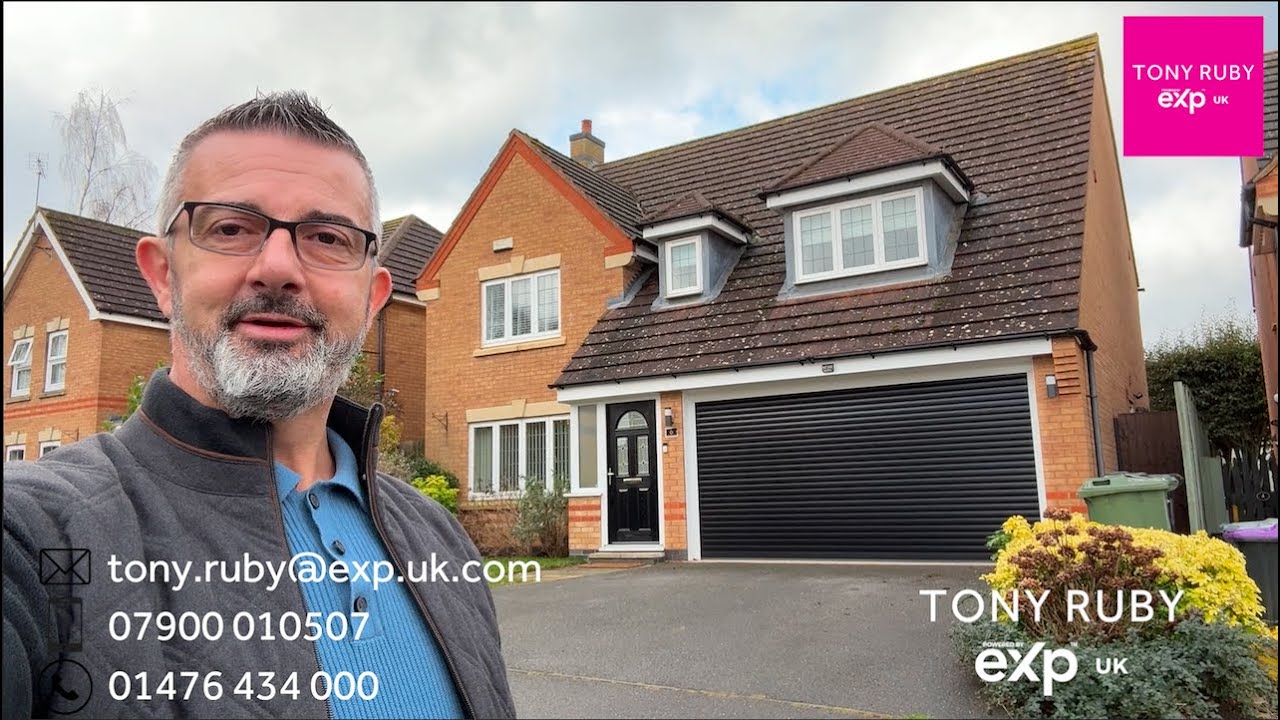 Spacious Detached Family Home | Barrowby Lodge, Grantham | 4 Double Bedrooms & West-Facing Garden